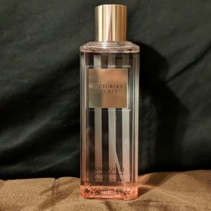 Victoria's Secret Bombshell seduction